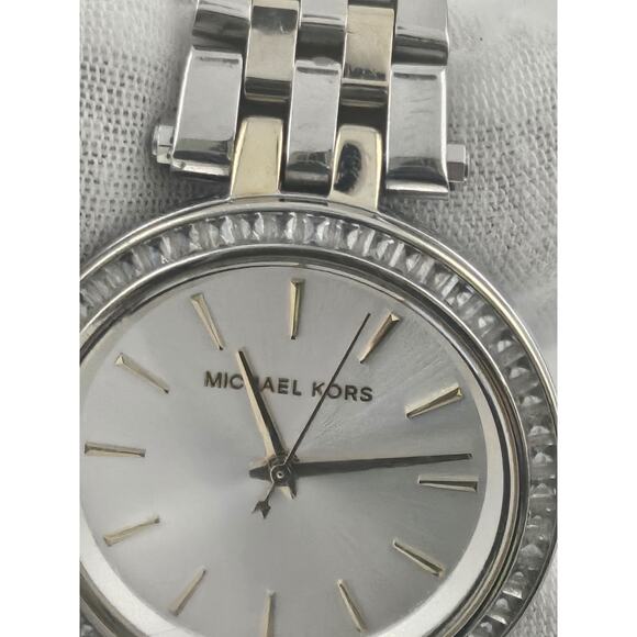 Ladies Michael Kors Women's MK3405 Darci Pave Bezel Watch New Battery Runs - Picture 9 of 14